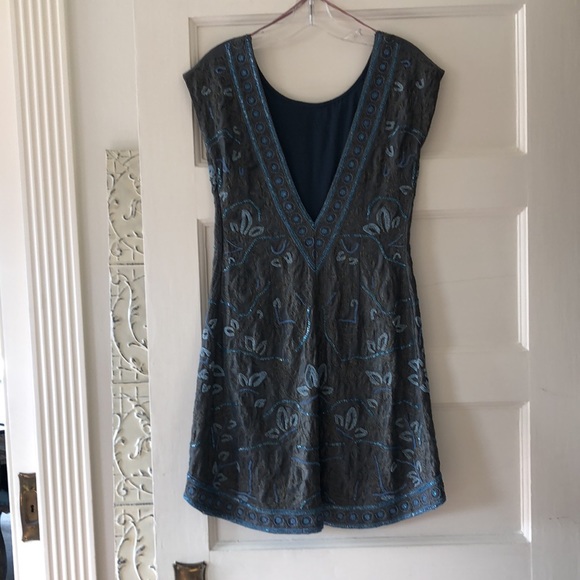 Rachael embroidered low back mini dress - Picture 9 of 10